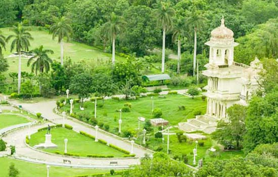 GULAB BAGH : UDAIPUR’S OLDEST AND MOST BEAUTIFUL GARDEN