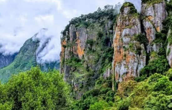 देखते ही रह जाएंगे पश्चिमी घाट का सौंदर्य