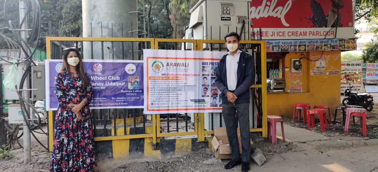 Inner Wheel Club of Being Manav distributed masks to the needy.