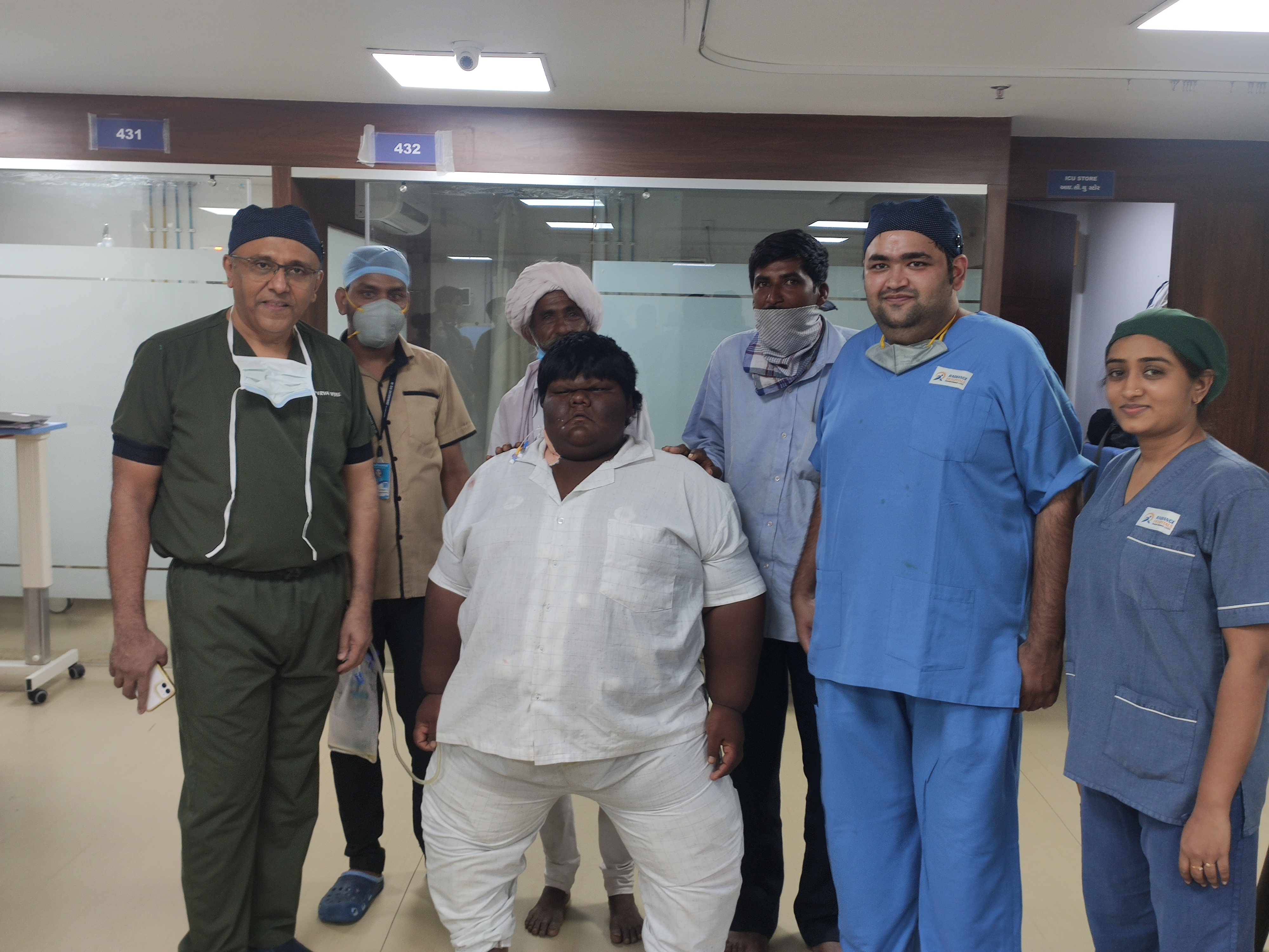 Gujarat’s heaviest child – 13 years of age and weighing 160 kg, Operated Successfully by Dr.ApurvaVyas – Bariatric Surgeon