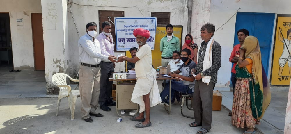 हिंदुस्तान जिंक द्वारा प्रदेश में ५ जिलों के ९५ गांवों में पशुस्वास्थ्य शिविरों का आयोजन