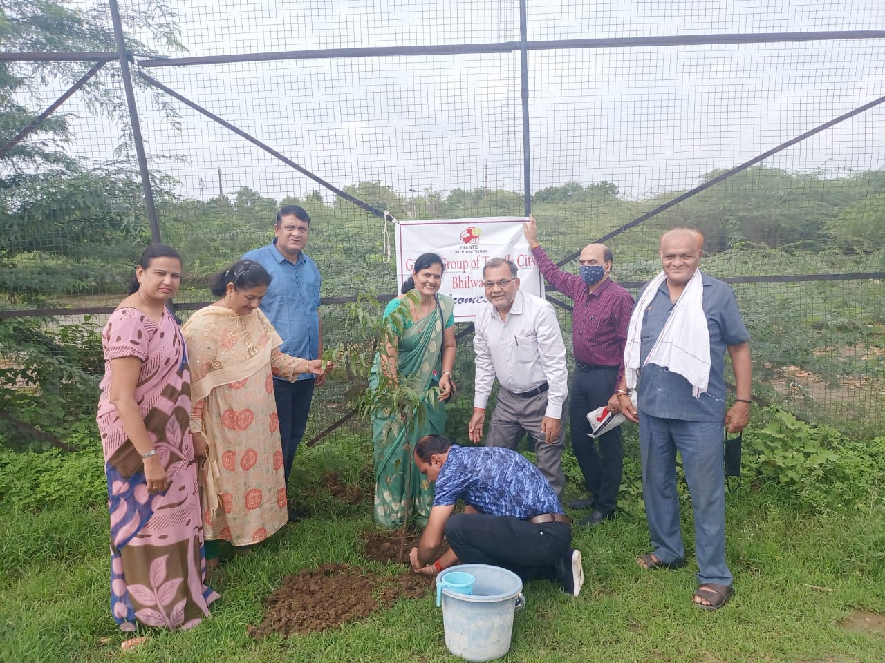 नई दिशाएं सेवा संस्था का स्थापना दिवस मनाया