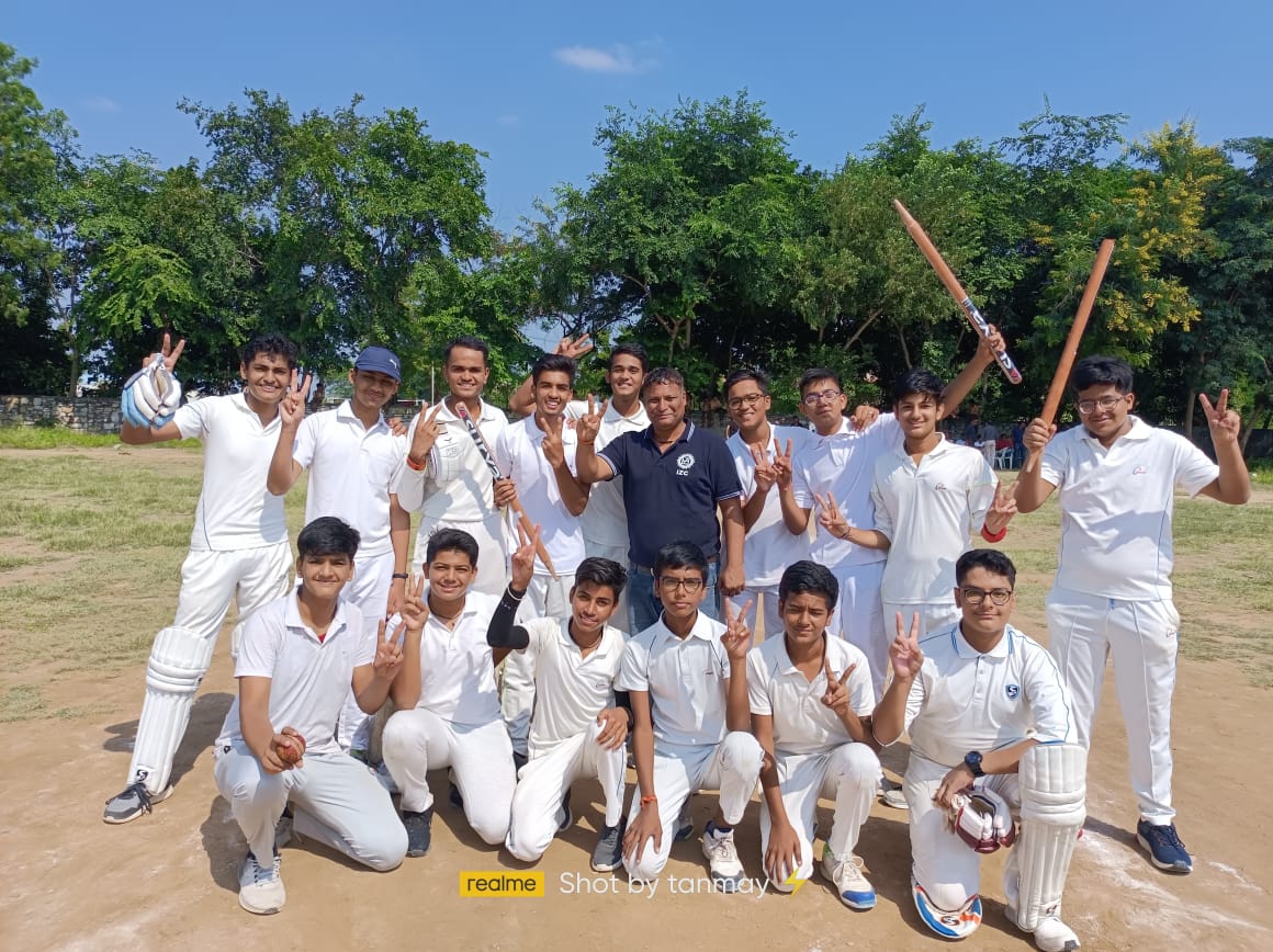 17 वर्षीय क्रिकेट टूर्नामेंट ( तहसील स्तर ) में हिंद जिंक स्कूल प्रथम