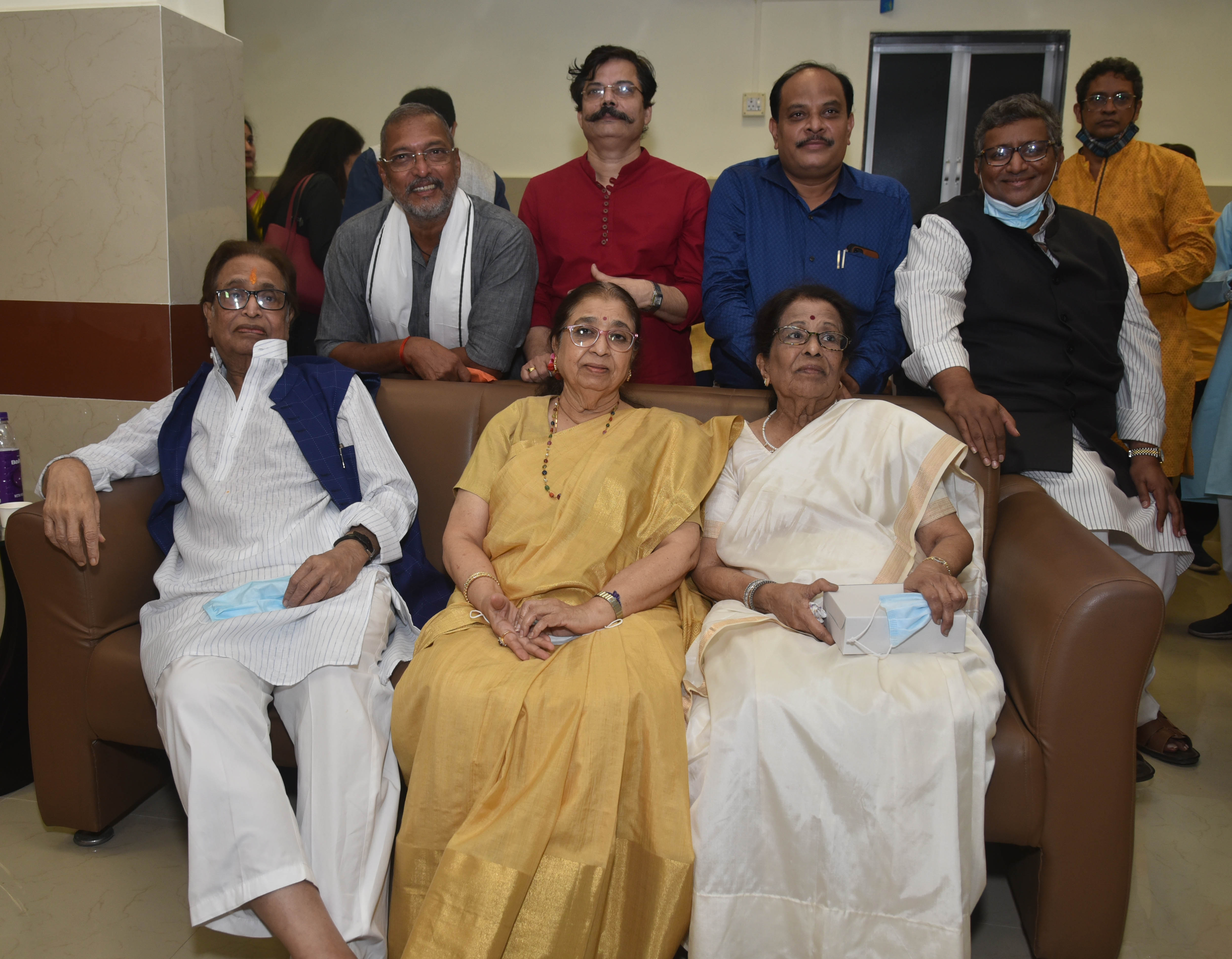 Pyarelal Sharma, Mala Sinha, Prem Chopra, Nana Patekar, Sanjay Raut felicitated With Master Deenanath Mangeshkar Awards