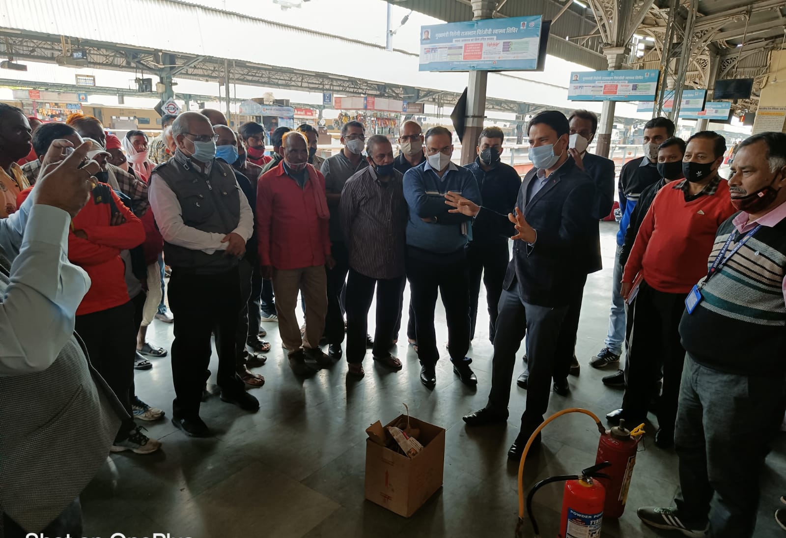 ट्रेनों में आगजनी को घटनाओं को रोकने के लिए विशेष अभियान
