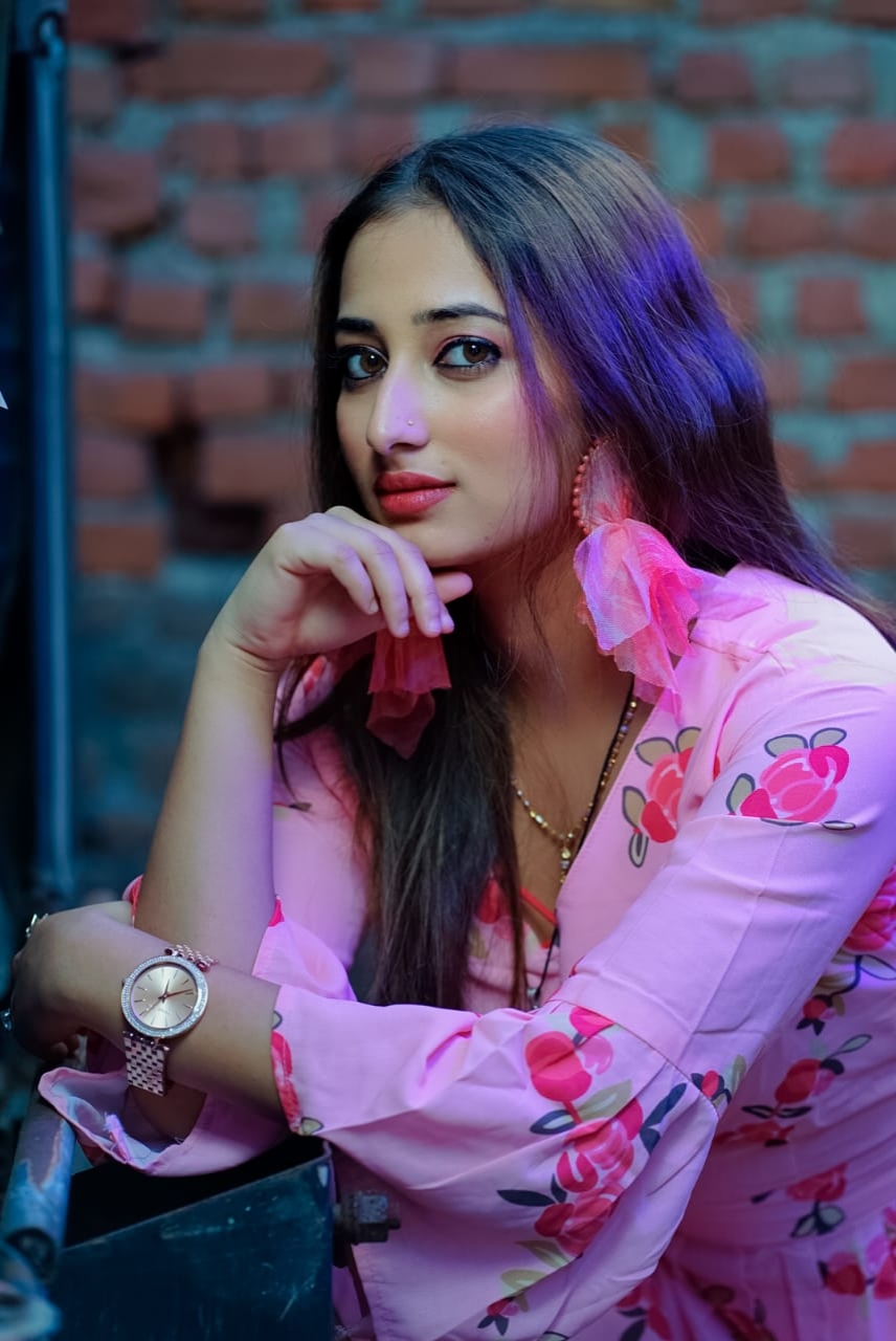 तेलुगु एक्ट्रेस हीना के साथ हुआ हादसा ! शूटिंग के वक़्त एक्ट्रेस हिना को बिच्छू ने  काटा 