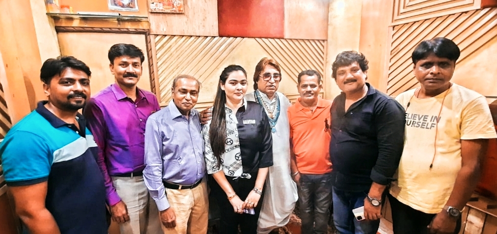 The last song of director Shivaji R Narayan's Bhojpuri film 'Shola Shabnam-2' was recorded