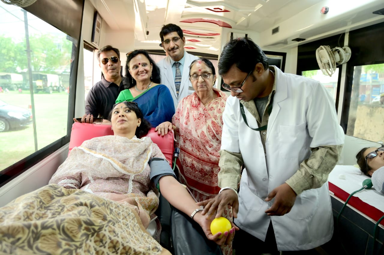 ARMY MEN PARTICIPATE BLOOD DONATION CAMP ON 23RD DEATH ANNIVERSARYOF KARGIL MARTYR