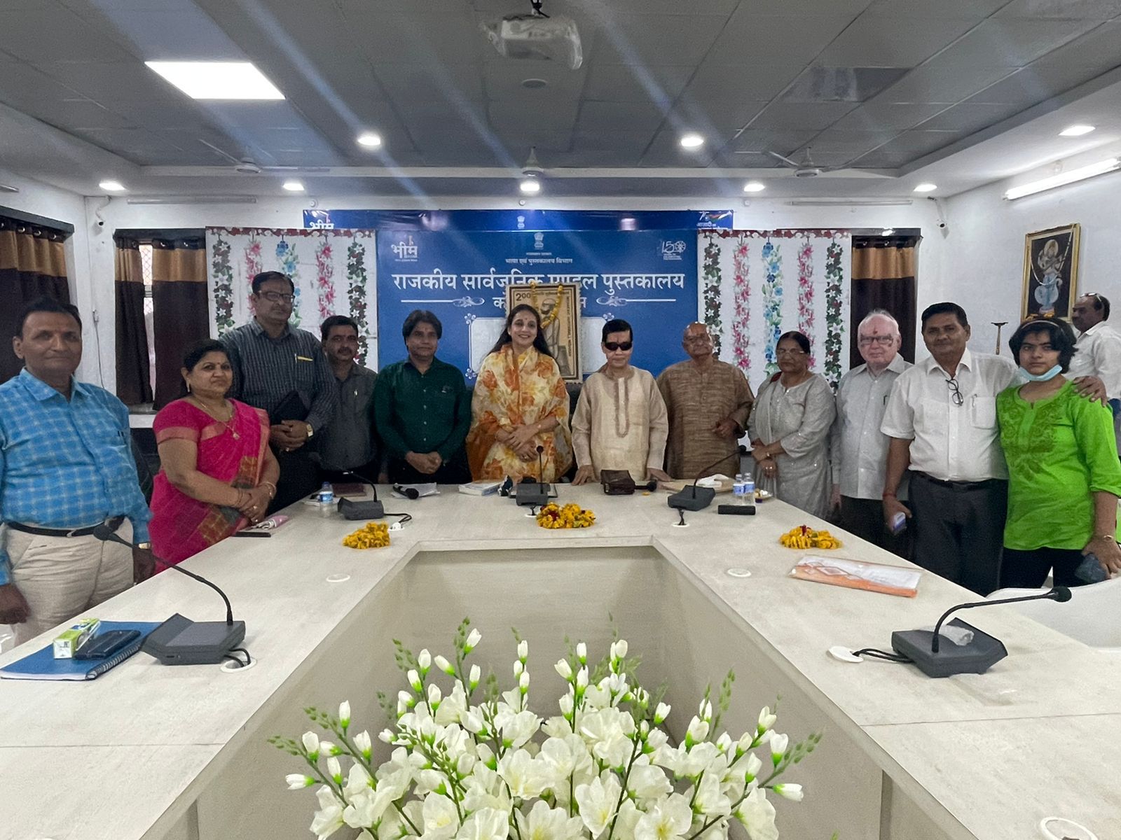 ROUND CHAIR MEGA DISCUSSION ON CREATIVITY AND PERSONALITY OF SURYAMAL MISHRAN