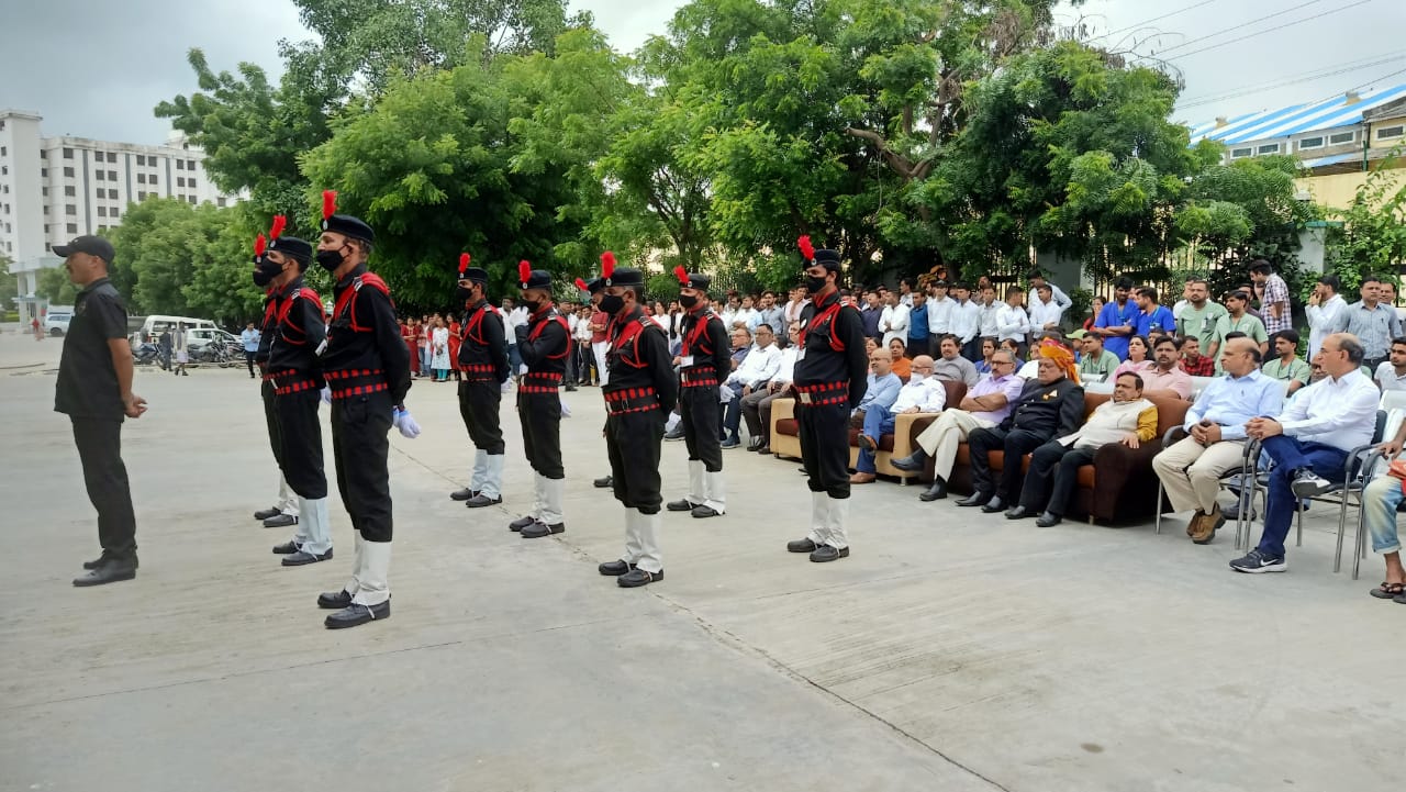 जीबीएच में शान से फहराया तिरंगा