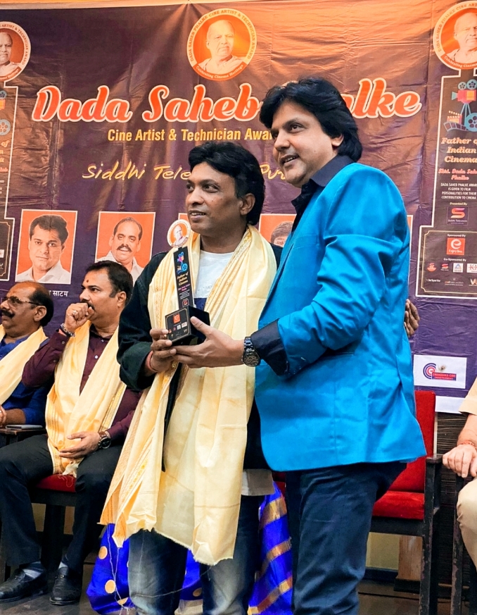 अभिनेता नीरज भारद्वाज को 'दादा साहब फाल्के सिने आर्टिस्ट व टेक्नीशियन अवार्ड-2022
