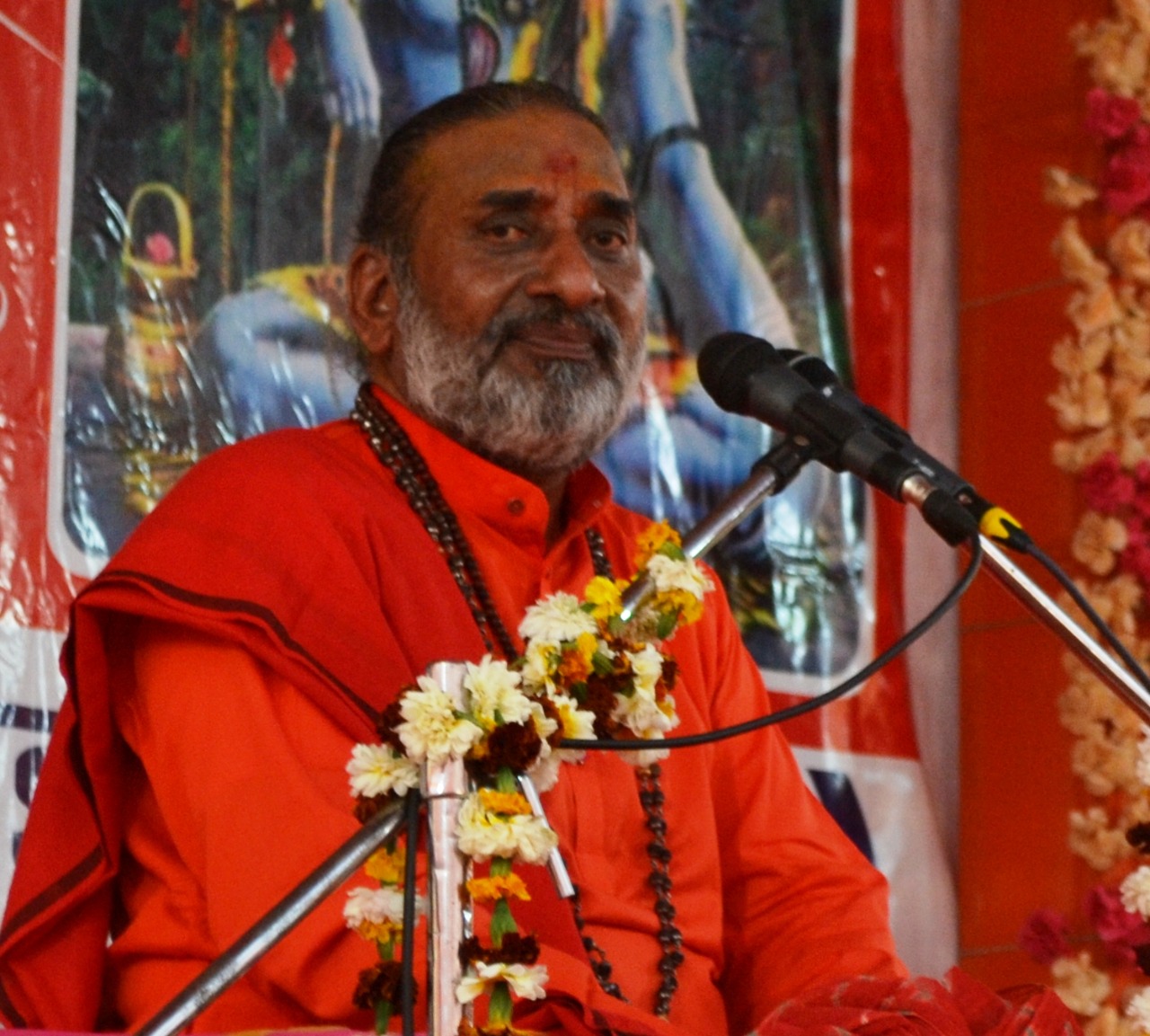 रामकथा इस मानव जीवन का यूजर मैन्युअल : स्वामी प्रकाशानंद 