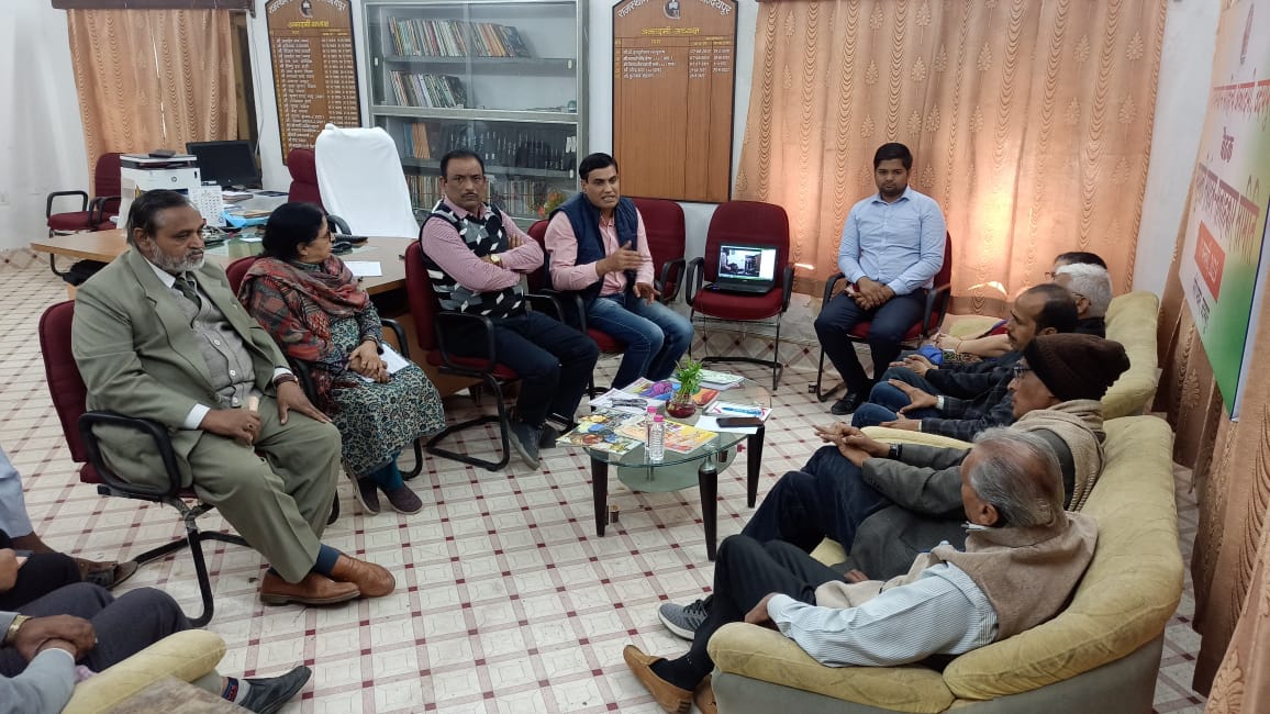 अकादमी अध्यक्ष ने मधुमती संपादन-सलाहकार समिति की बैठक लेकर की समीक्षा