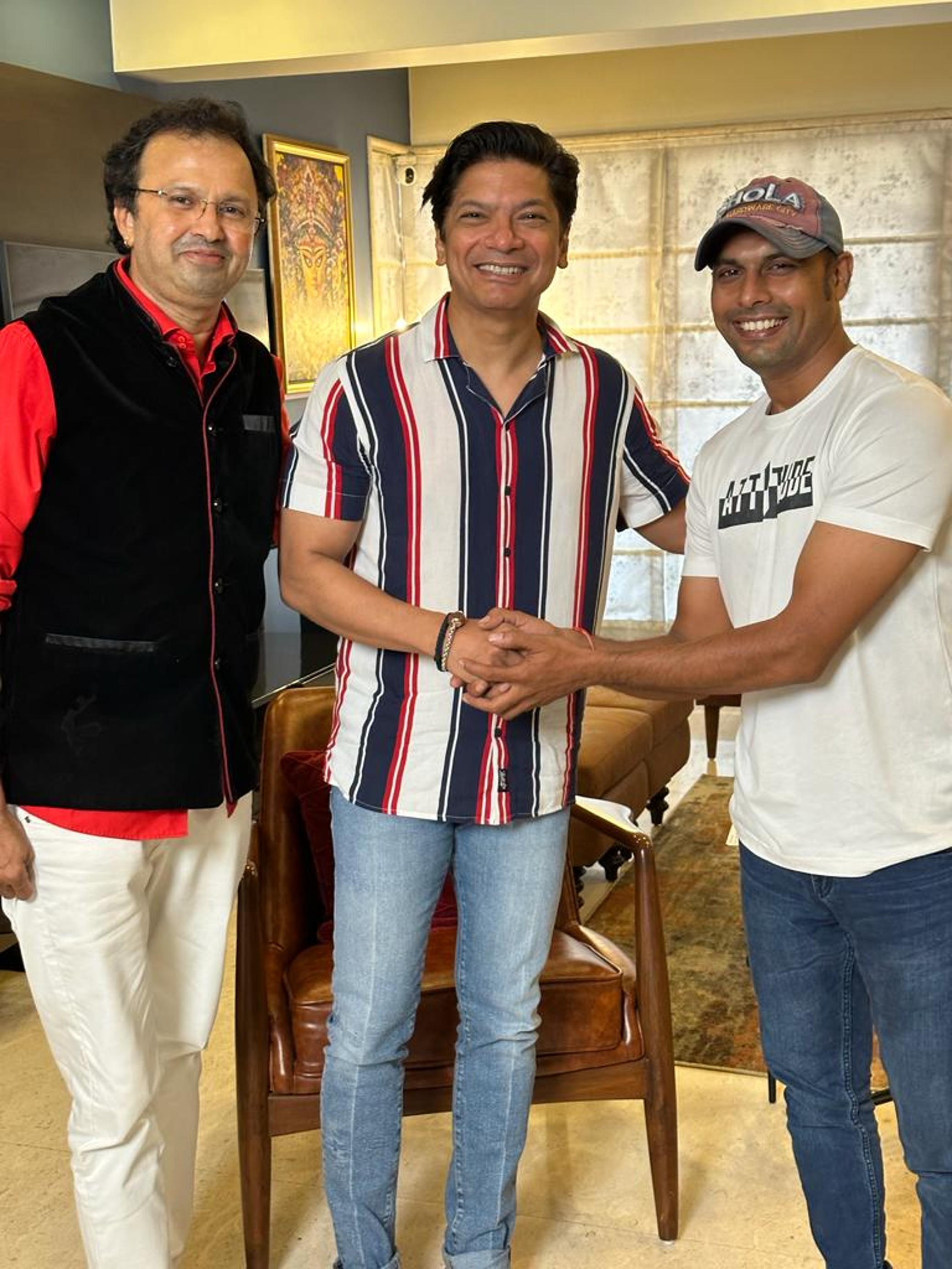 Play back singer Shaan congratulates Arun Kumar Nikam on Betiyaan song