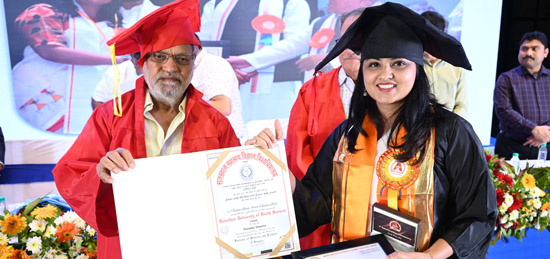 अनन्ता के 134 मेडिकल विधार्थियों को मिली डिग्री दिया सम्मान