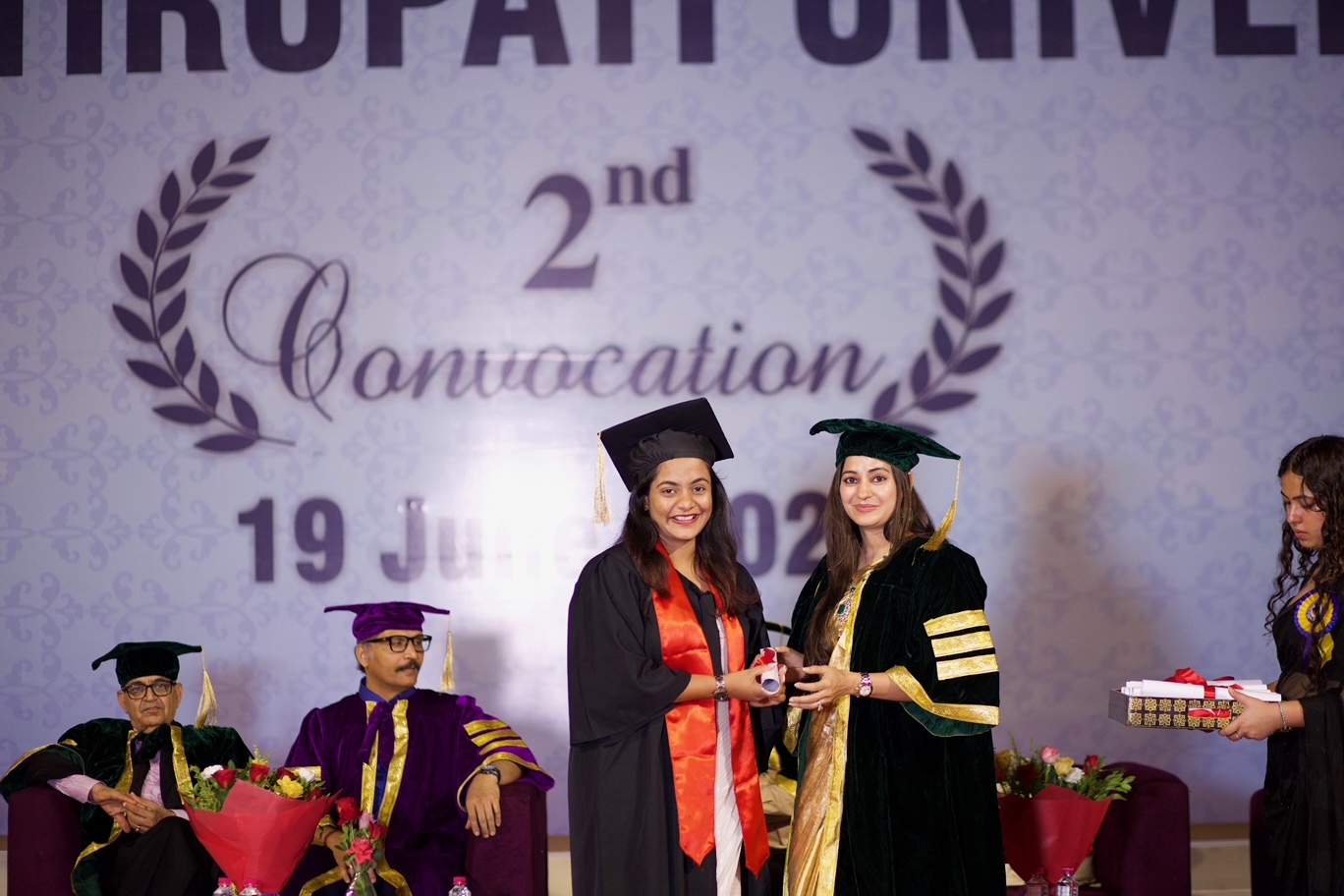 "Second Convocation Ceremony of Sai Tirupati University Celebrates Success of Medical Graduates"