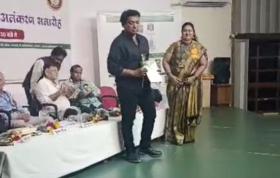 writer Neeraj Saras Jain honoured in Bhopal