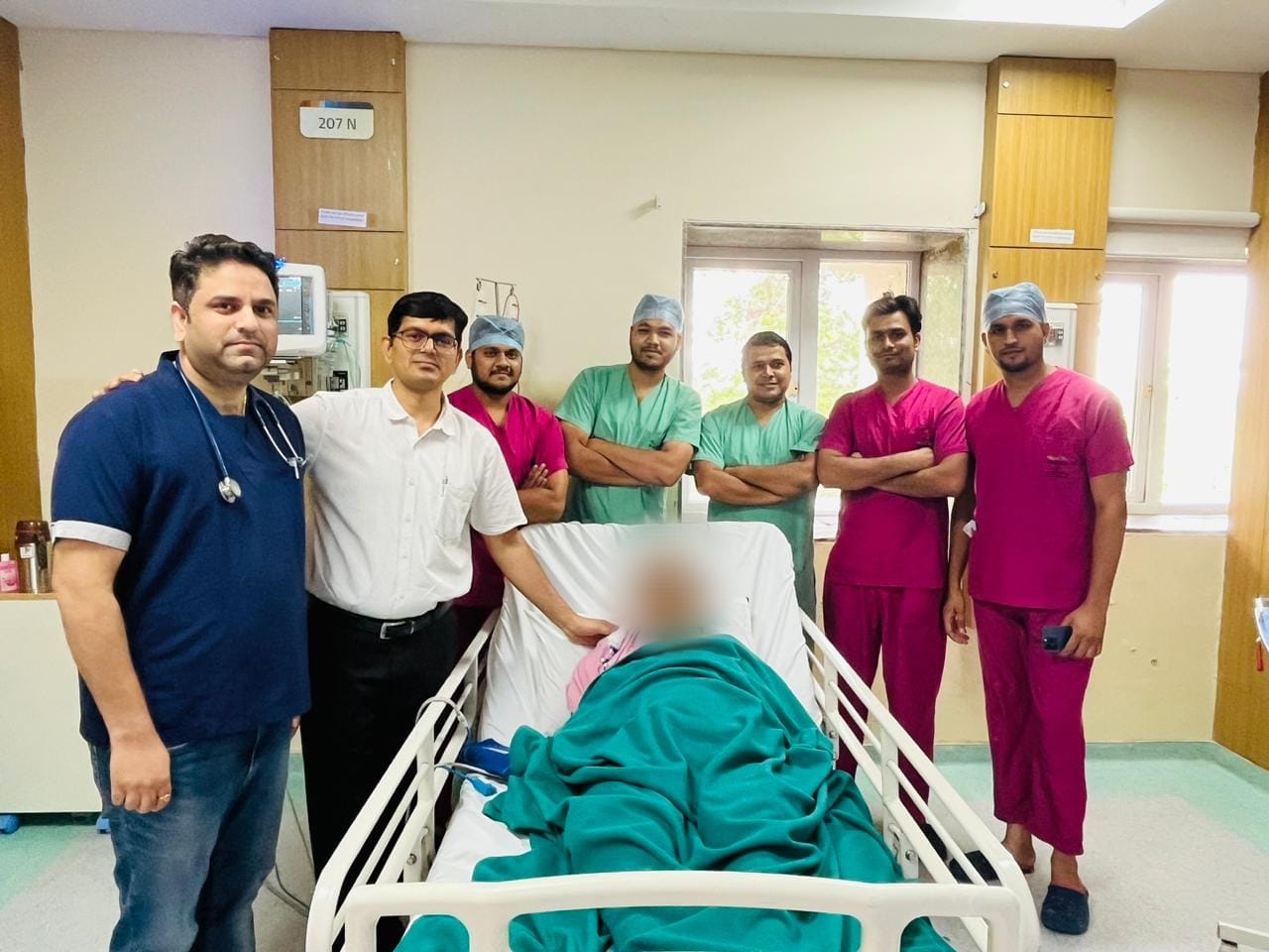 73 वर्षीय महिला को कार्डिएक इंटरवेंशनल सर्जरी द्वारा नया जीवन मिला।