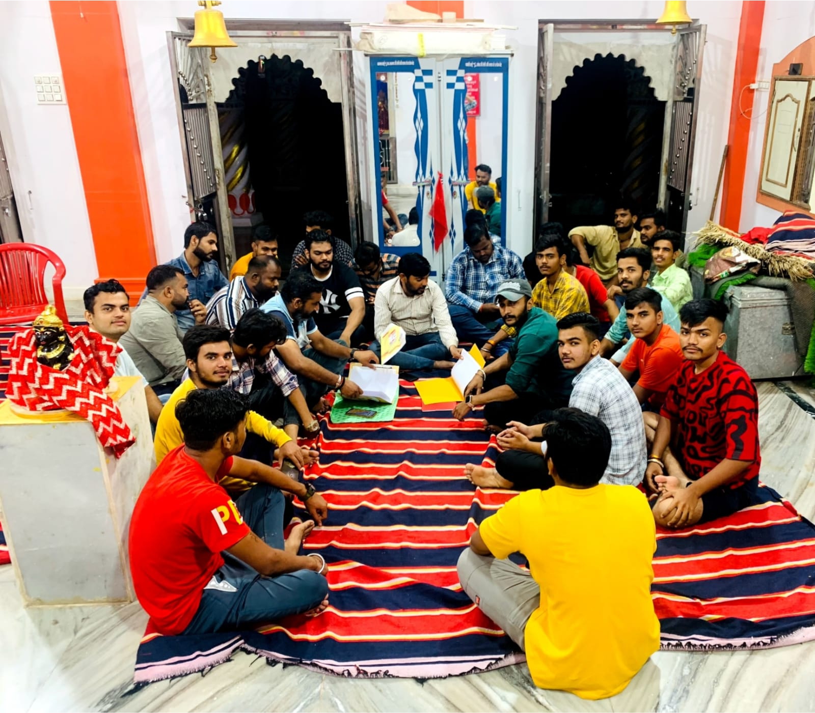 गणपति महामंत्र से दूर्वा अर्पण के साथ किशनपोल बालमुकुन्द गणेशोत्सव 2023 का श्री गणेश