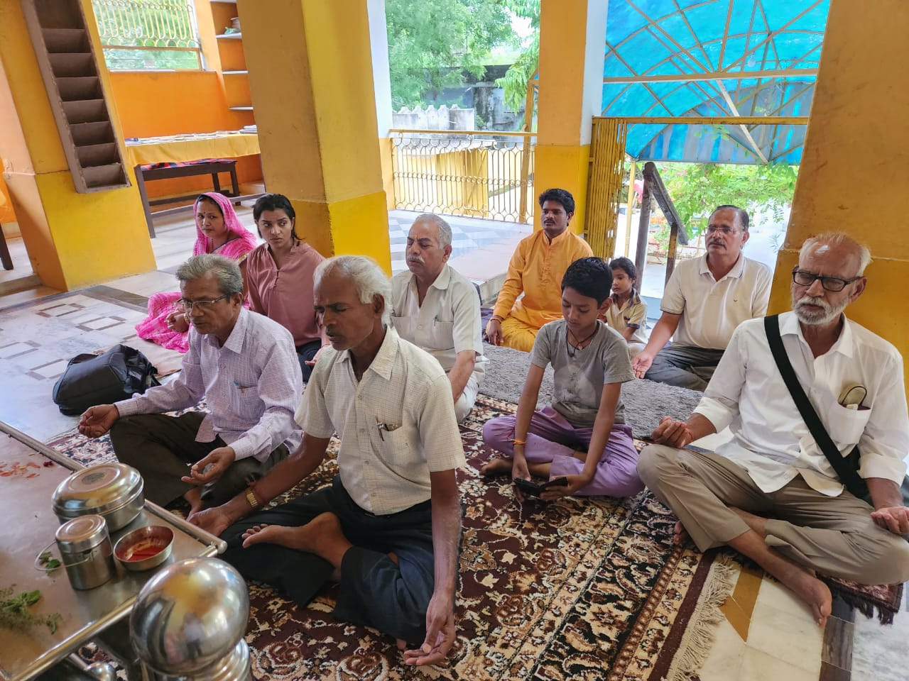 चन्द्रयान 3 मिशन की सफलता के लिए सामूहिक जप ऐवम यज्ञ किया