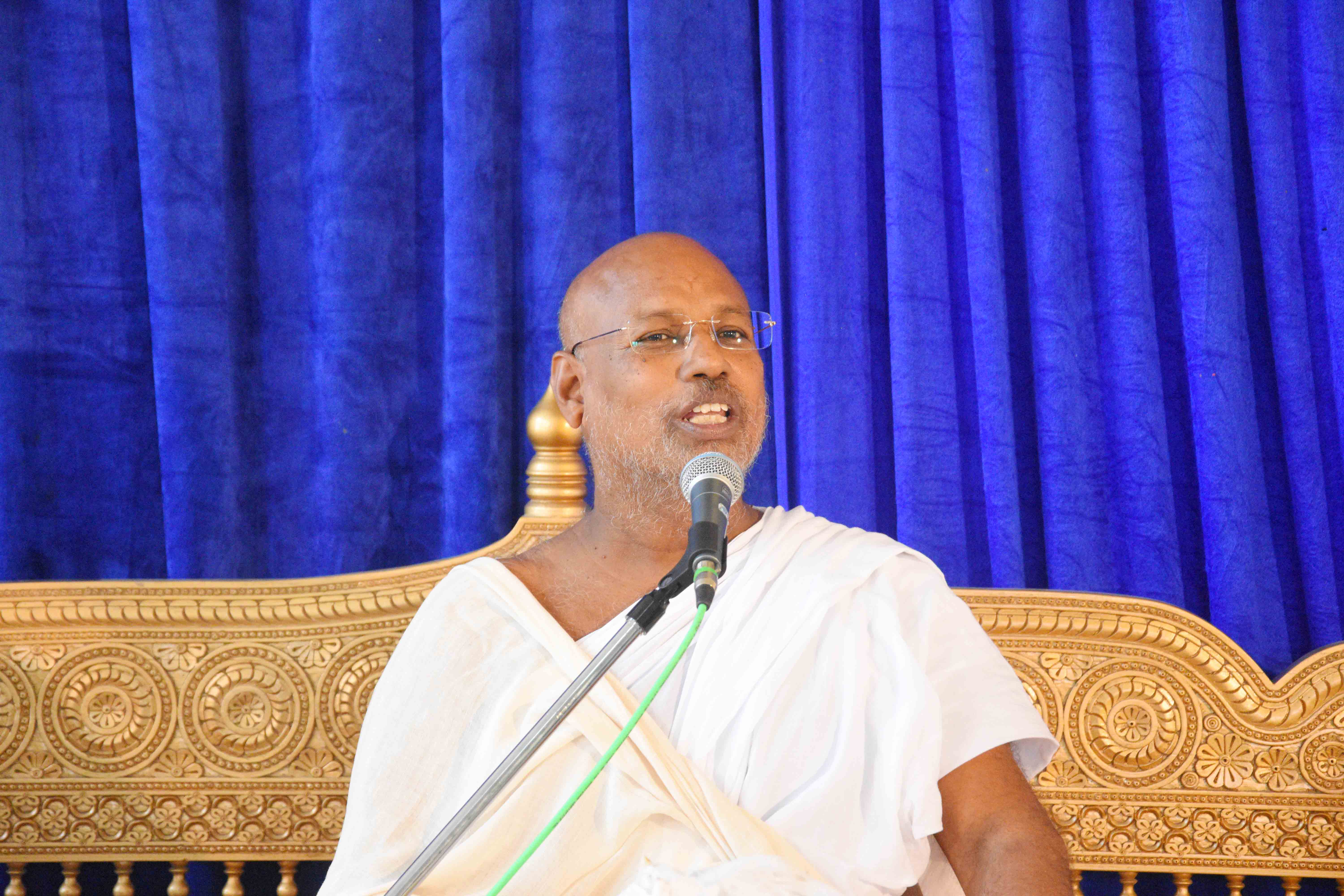Being Human and Serving Humanity Is the Greatest Duty - Sant Shri Lalitprabh Ji