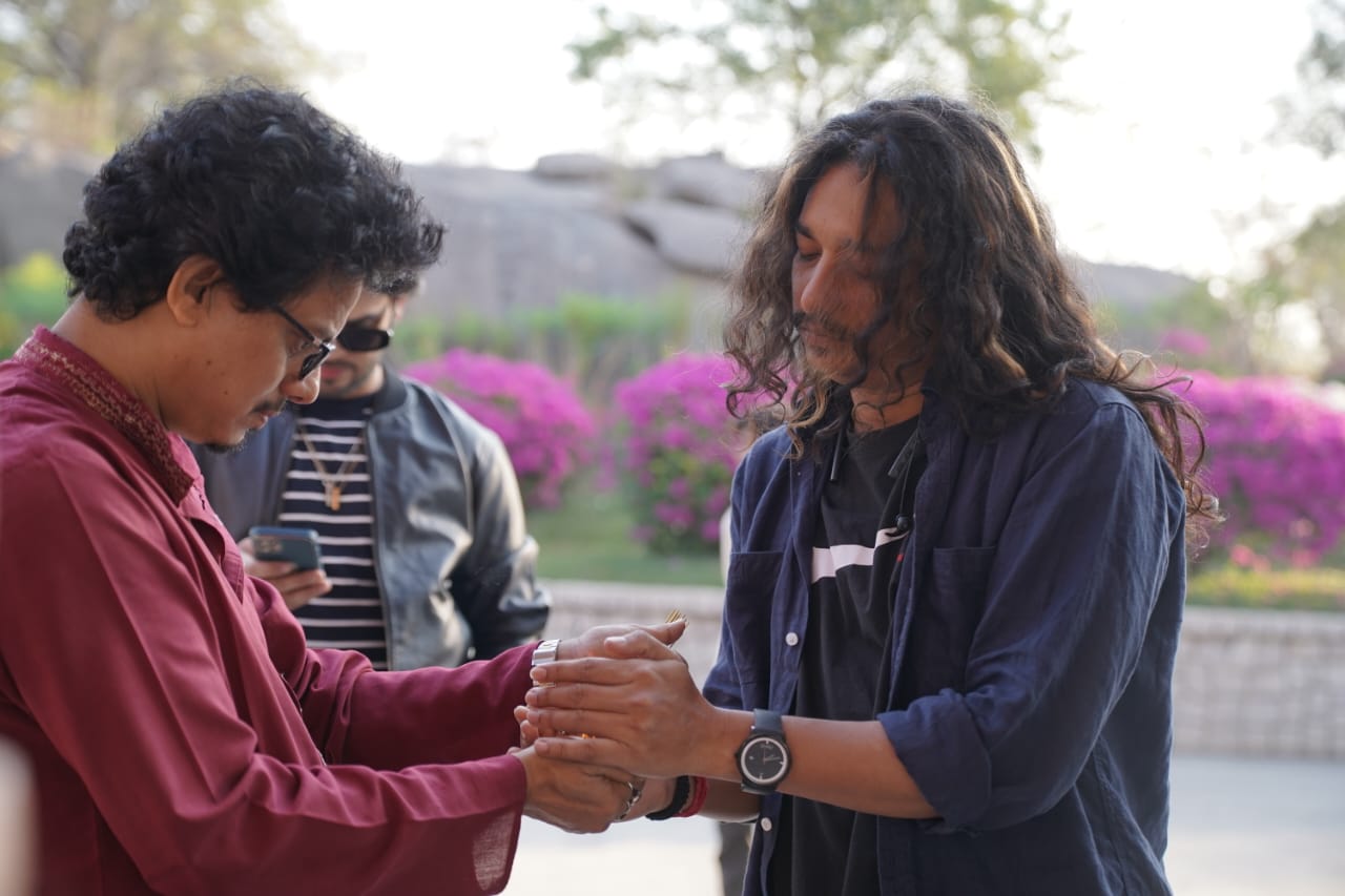 Kajal Naskar Explores the Fusion of Indian Pop Culture with Western Influences