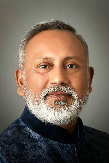BJP Candidate Jaydeep Bihani Submits Memorandum to District Collector for Dengue Prevention