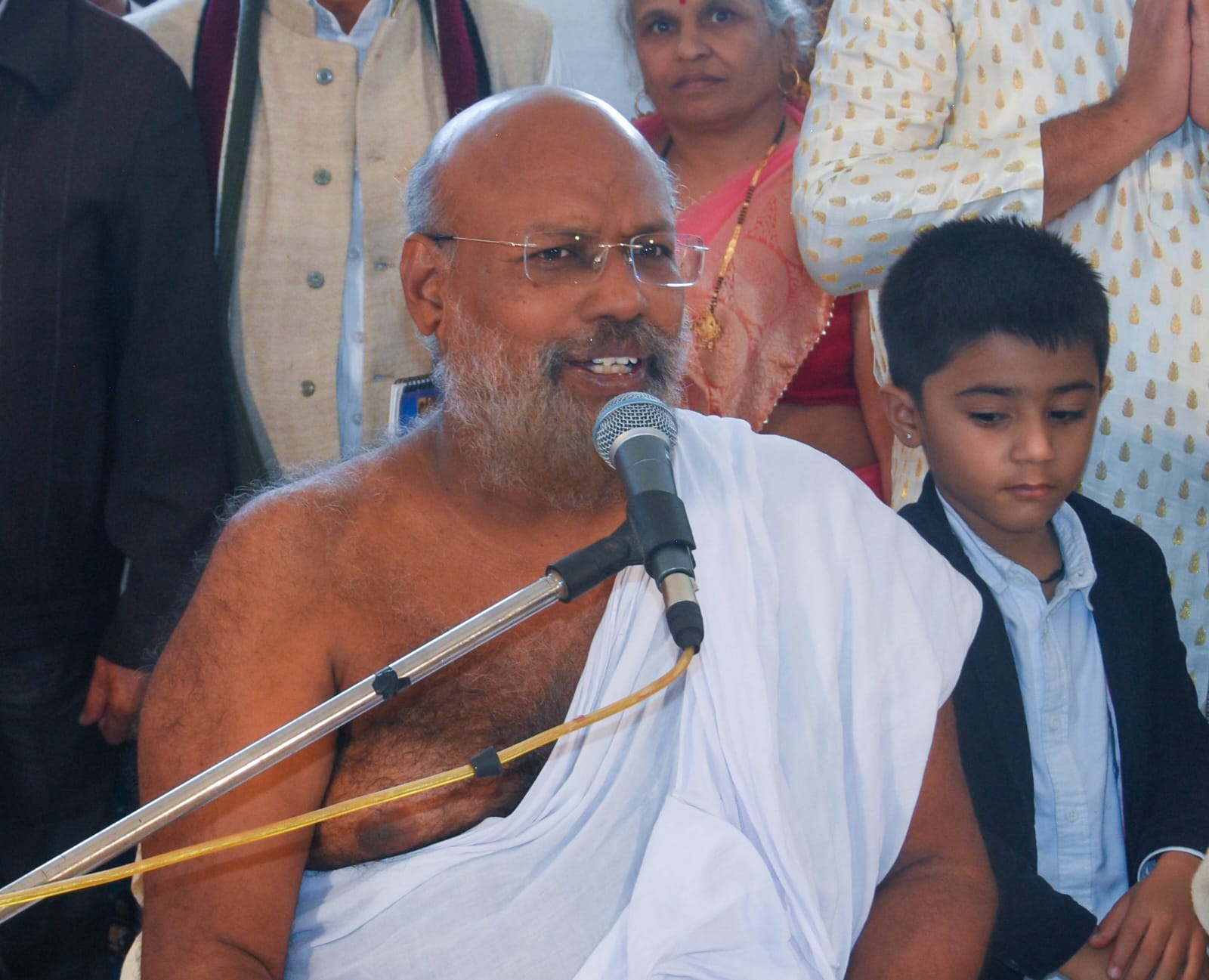 सदाबहार खुश रहना है तो अपने स्वभाव को मीठा और मधुर बनाएं - राष्ट्रसंत 