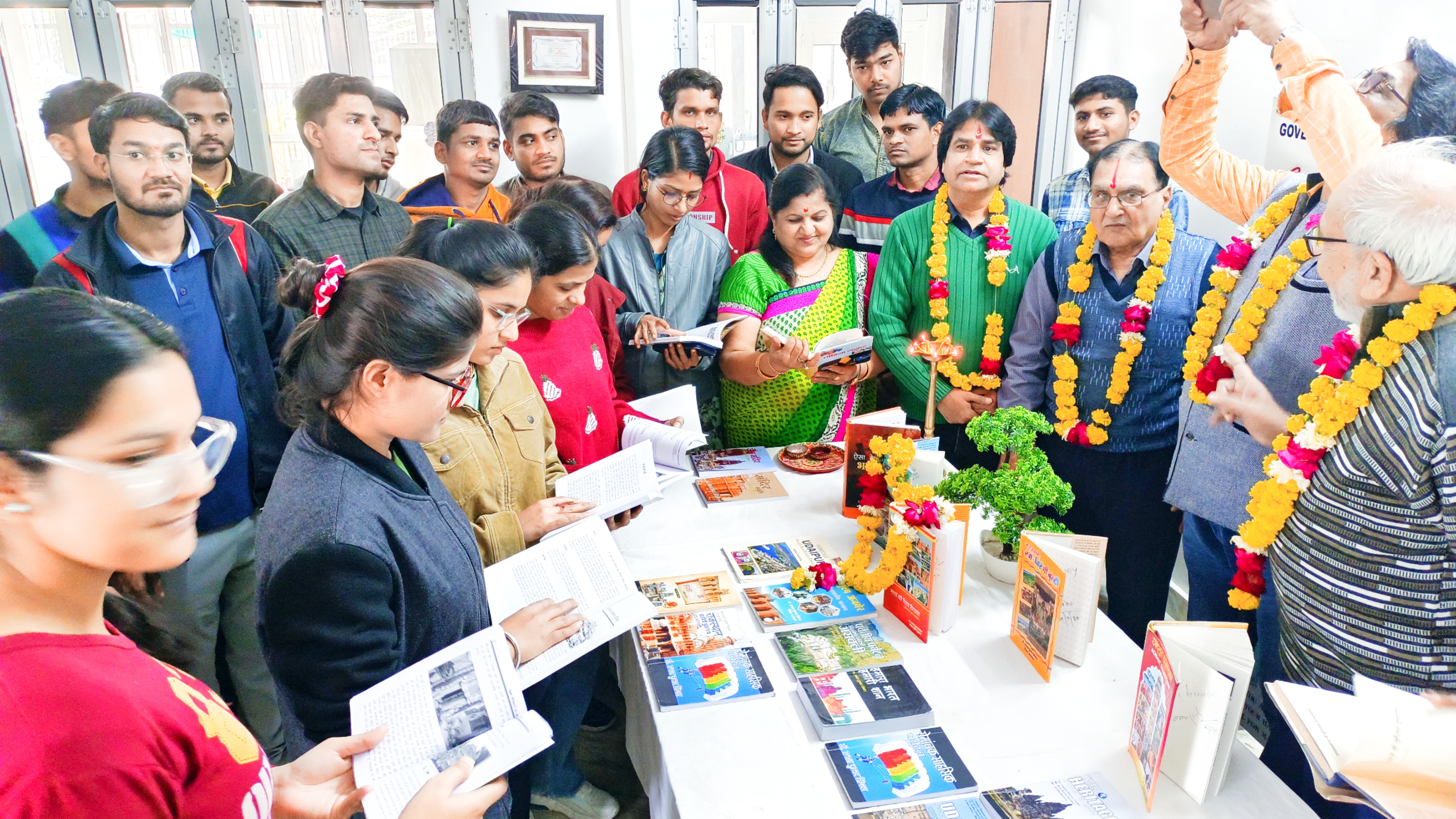 Exhibition of Signature Book Collection