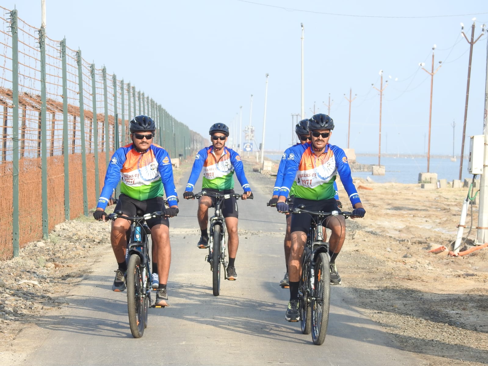 Army Desert Corps Organizes Bicycle Expedition to Commemorate 52nd Vijay Diwas