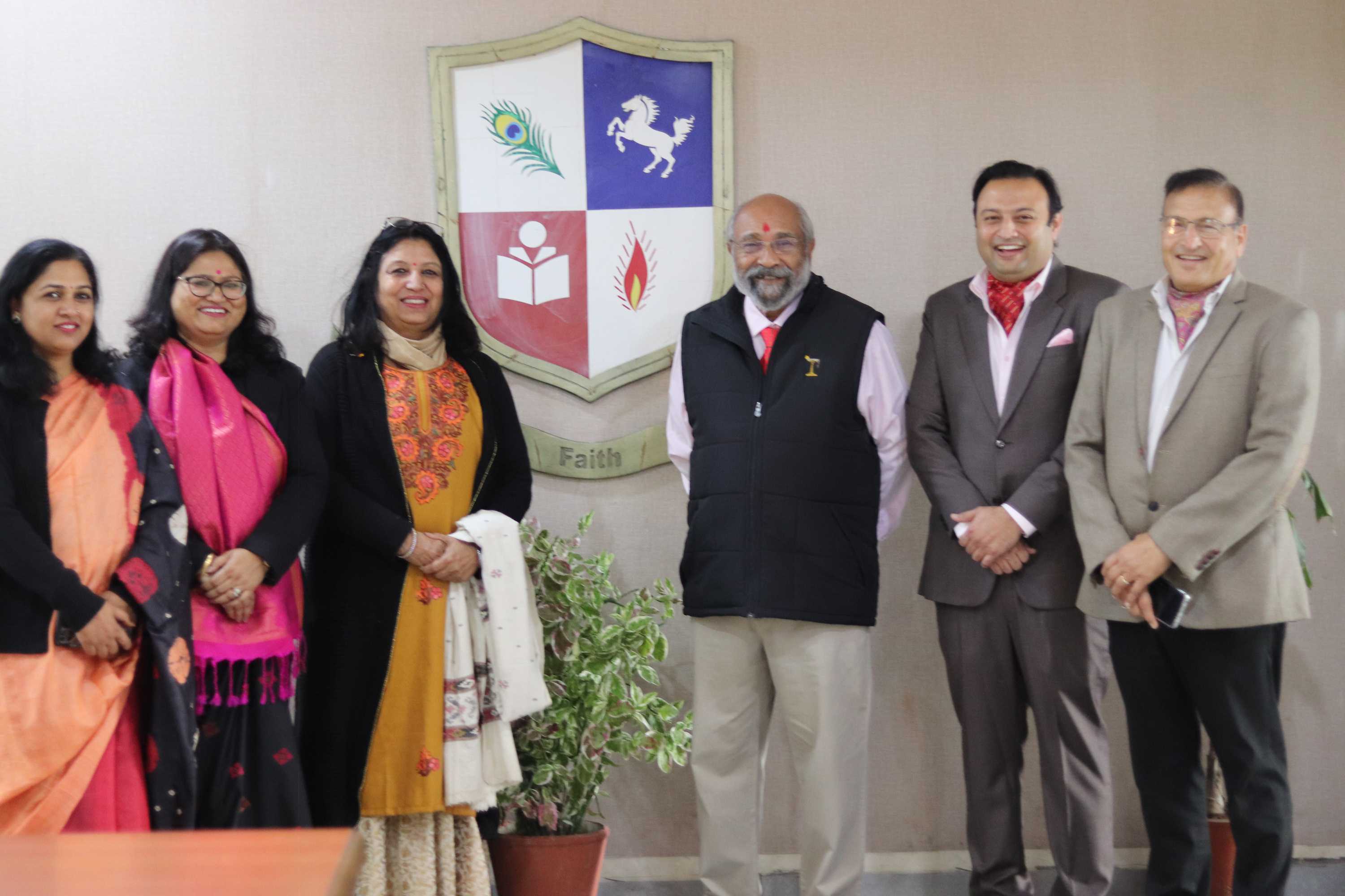 प्रसिद्ध शिक्षाविद् डॉ. सुमेर सिंह का सेंट्रल पब्लिक स्कूल में दौरा