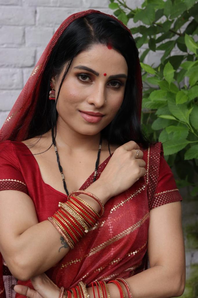 TRP Queen Sanjana Pandey Sets New Record, Regains Number 1 Position