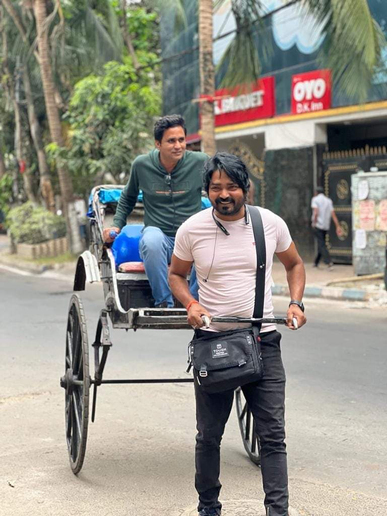 फ़िल्म "द डायरी ऑफ वेस्ट बंगाल" के निर्देशक सनोज मिश्रा के पीछे पड़ी बंगाल पुलिस 