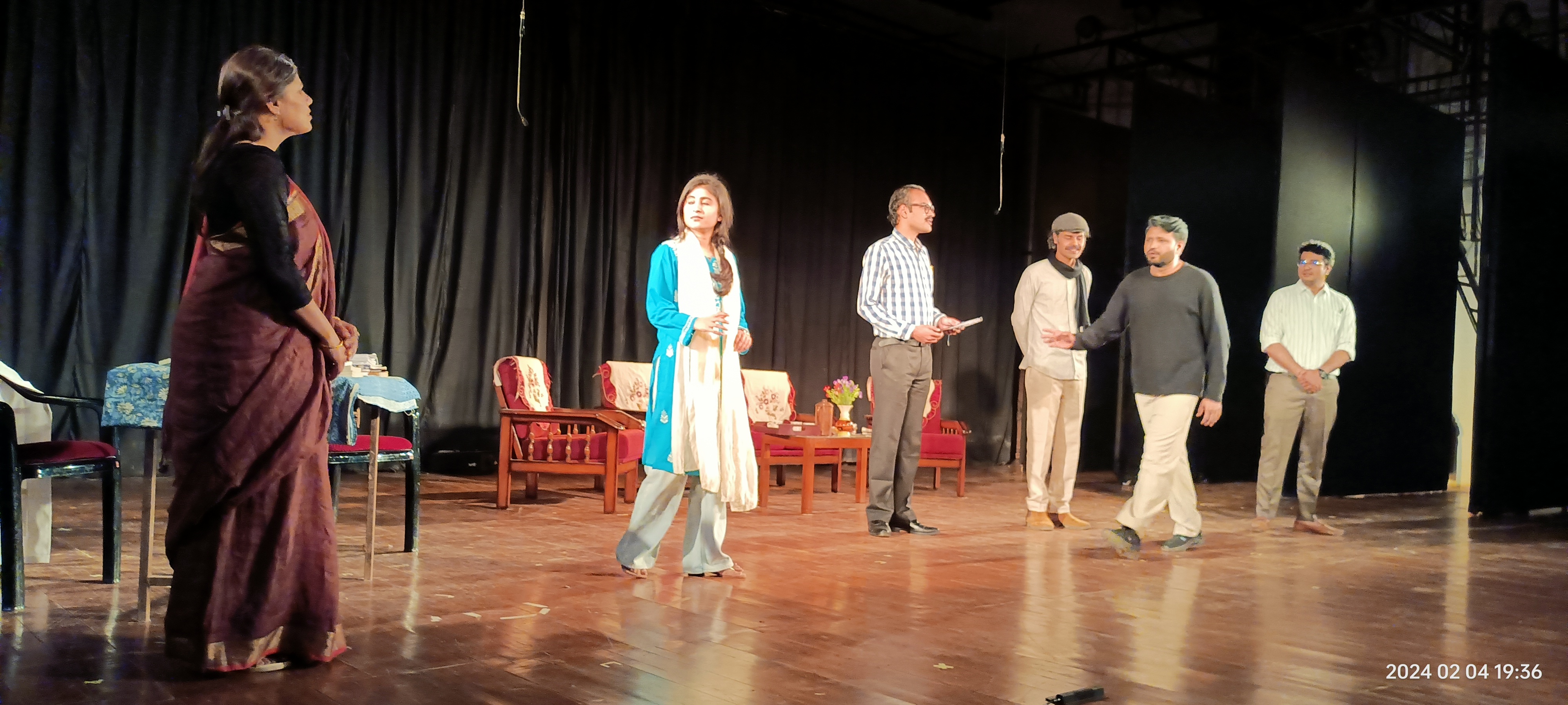 समाज का कड़वा सच दिखाता ‘एनिमी ऑफ द पीपल’