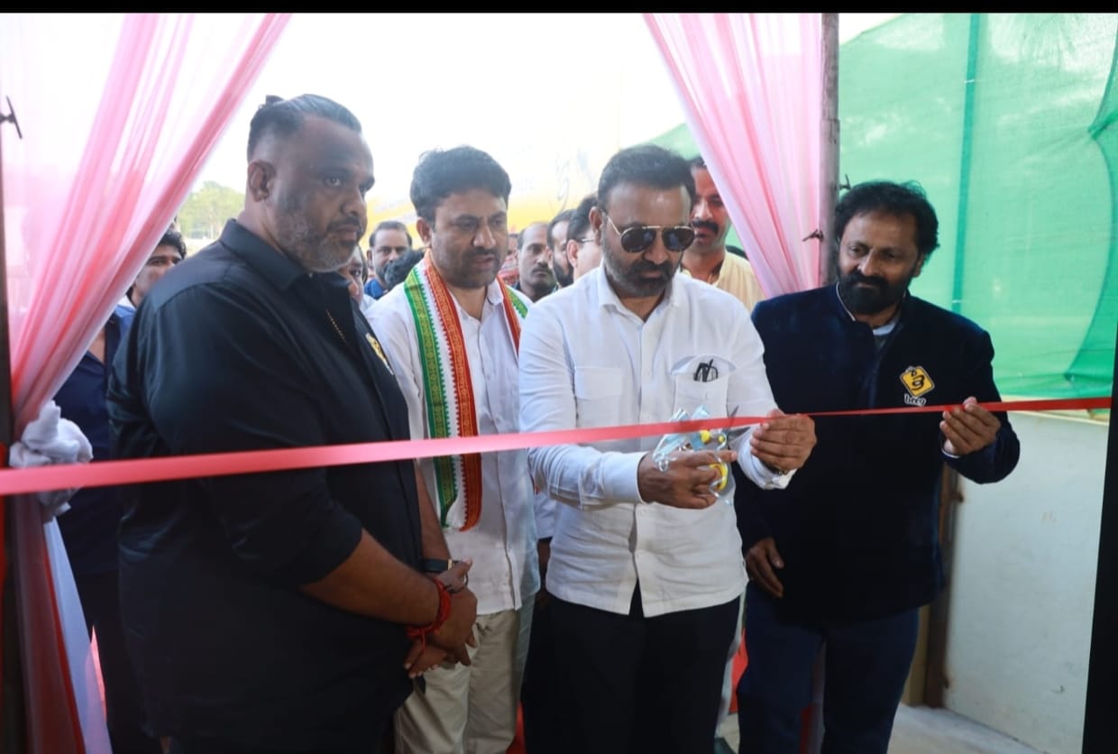 Renowned Martial Arts Guru Dr. Chita Yajnesh Shetty Inaugurates 'Farmers Beekeeping Academy and Training Center'