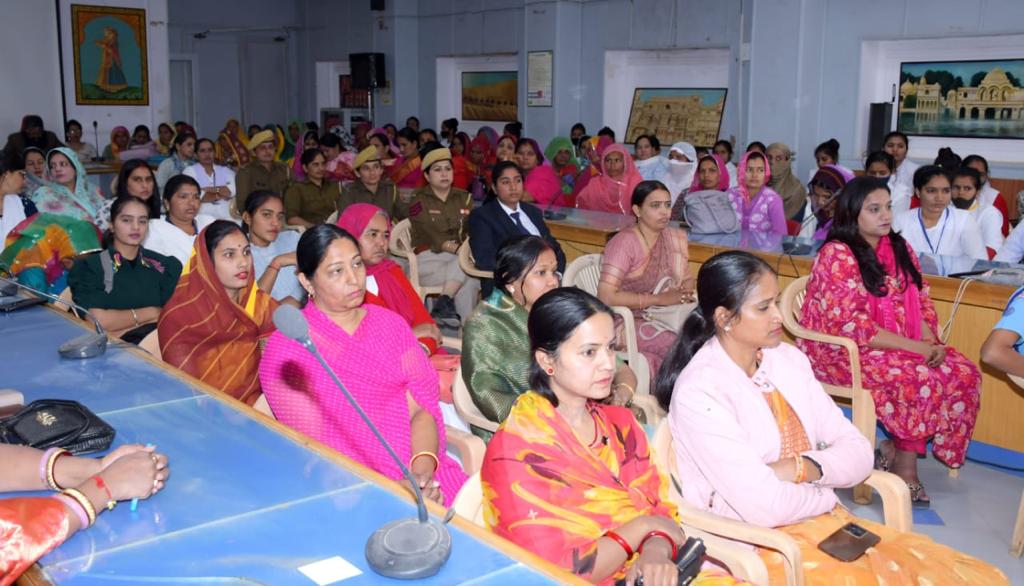 अंतराष्ट्रीय महिला दिवस पर हुआ भव्य  जिला स्तरीय कार्यक्रम का आयोजन