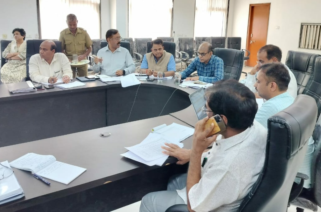  DMG Udapur :Expedite the collection of due revenues