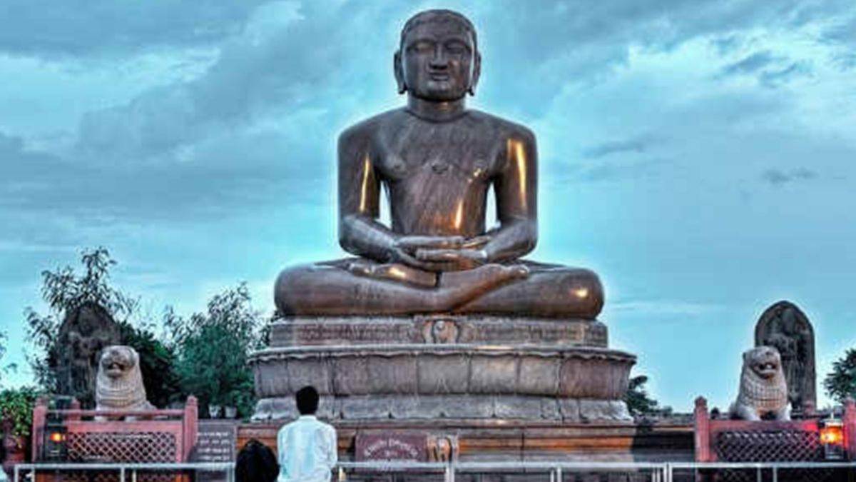Mahavira: Not only worshiped, also to be imbibed in Life 