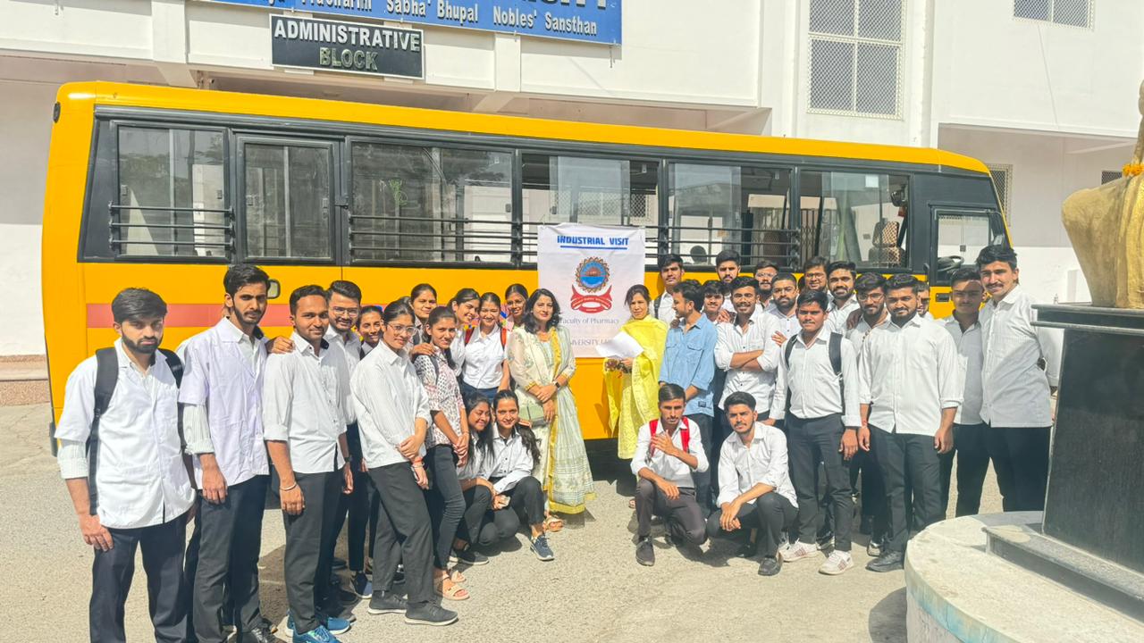 Bhupal Nobles College of Pharmacy Organizes Industrial Visit for B.Pharm and M.Pharm Students