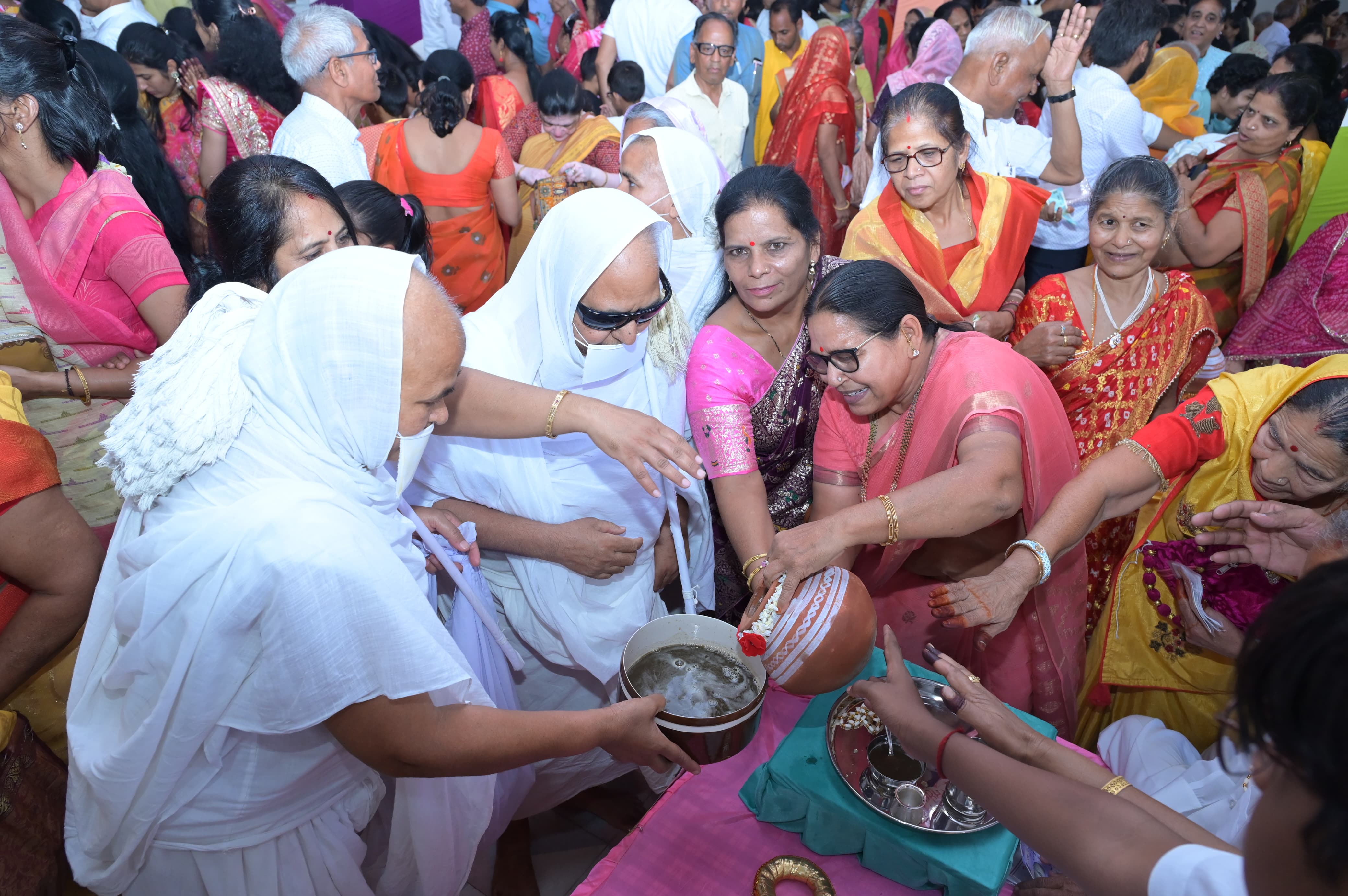 Devotees Mark Akshaya Tritiya with Culmination of Year-Long Penance and Ritual Breaking of Fas