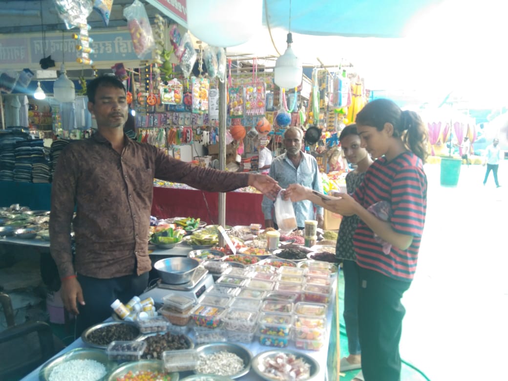 उदयपुर में पहली बार इंडिया का सबसे बड़ा अंडरवाटर फिश टनल मेला