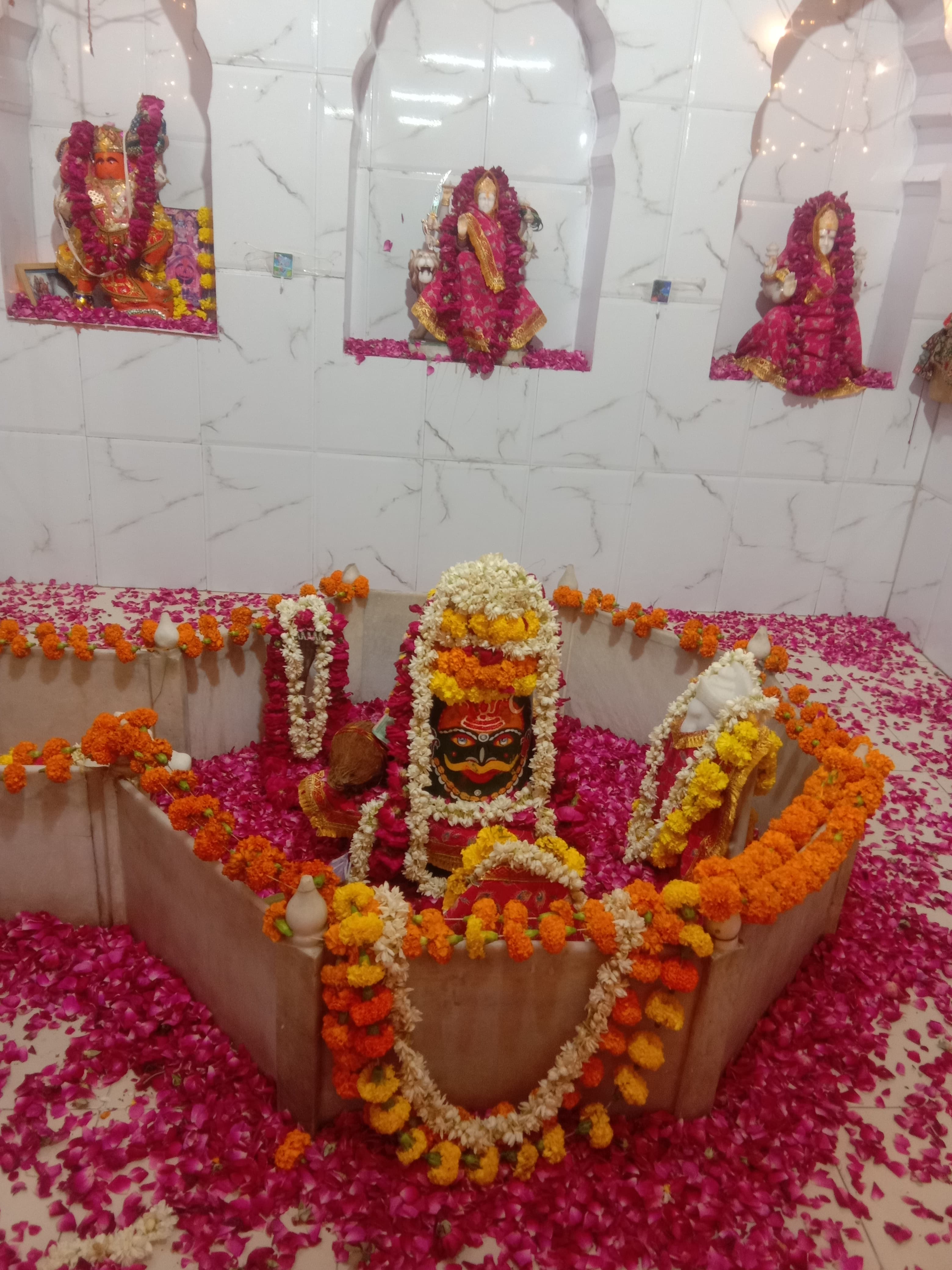 राज राजेश्वर मन्दिर में सहस्त्रधारा