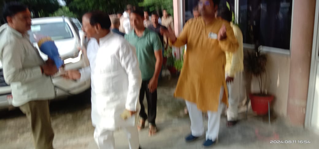 ### Ghazipur MLA Om Prakash Singh Visits Navneet College Azamgarh