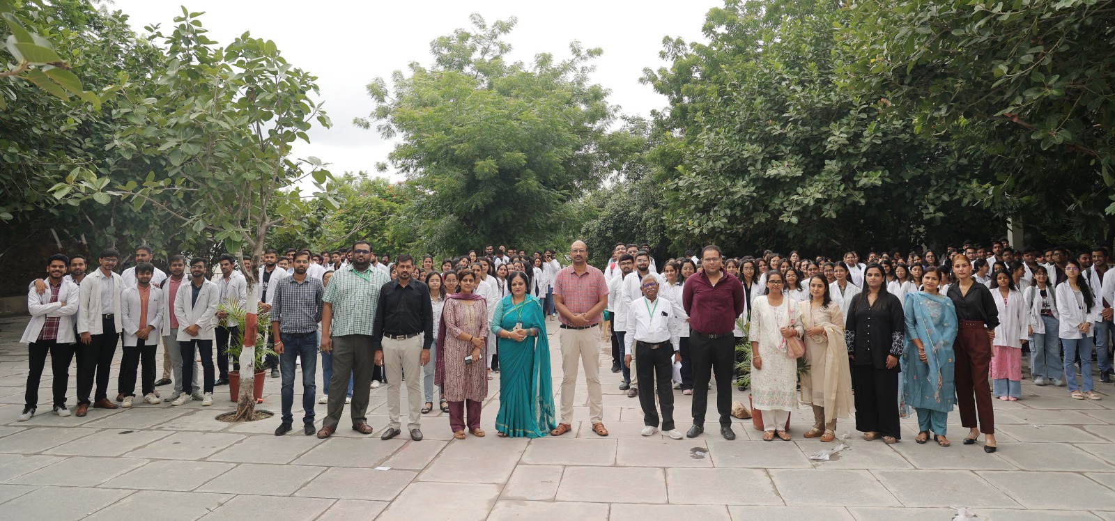 Anti-Drug Awareness and Pledge Ceremony Held at Pacific Medical University