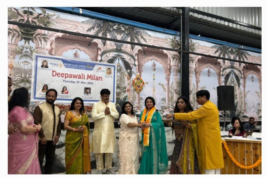 गीत-संगीत से सजा रोटरी क्लब उदयपुर सूर्या का दीपावली मिलन समारोह’