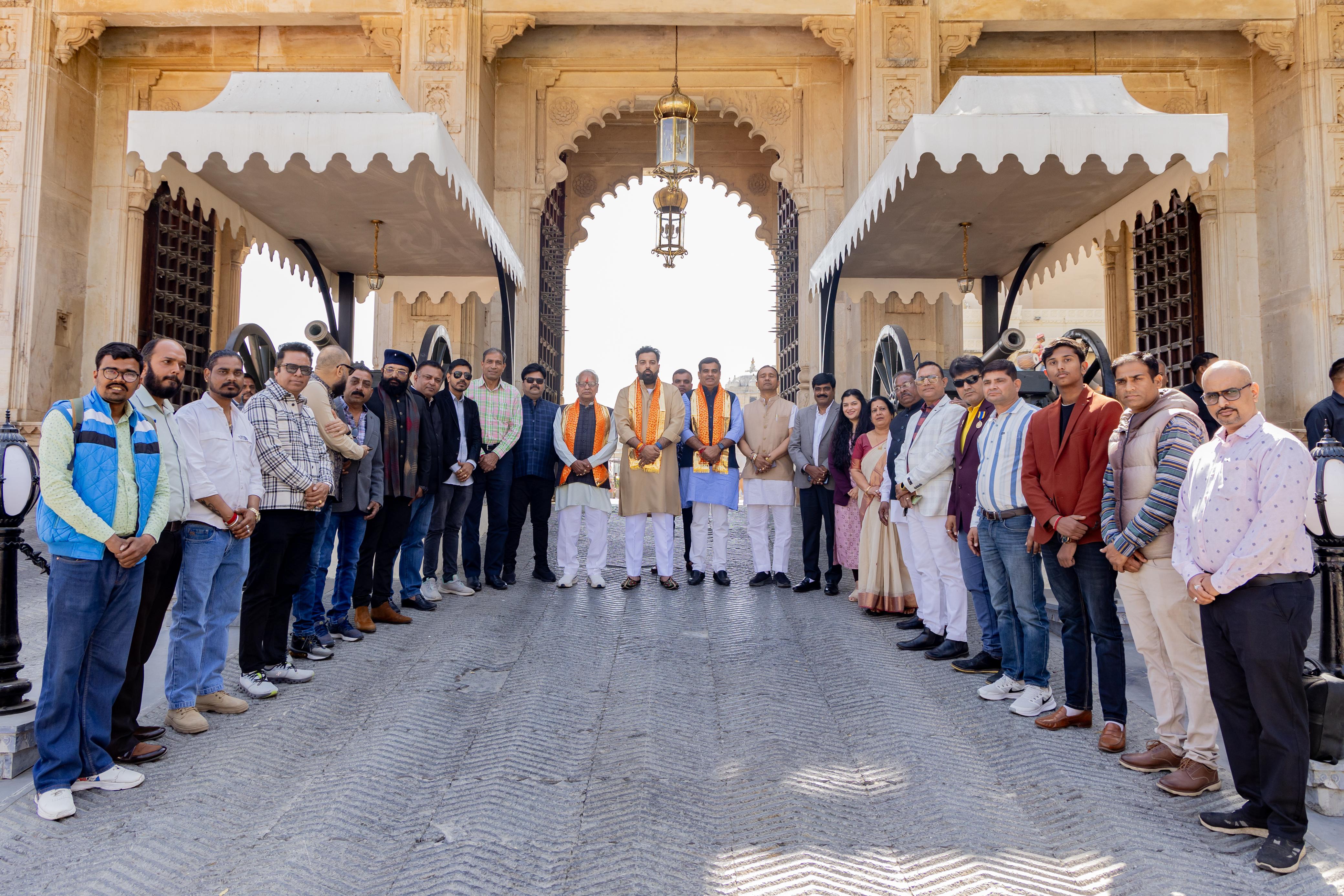 युवा रक्तदान के प्रति जन-जन को जागरुक कर इस पुनीत पहल को गति प्रदान कर मानव कल्याण का कार्य करें : डॉ. लक्ष्यराज सिंह मेवाड़ 