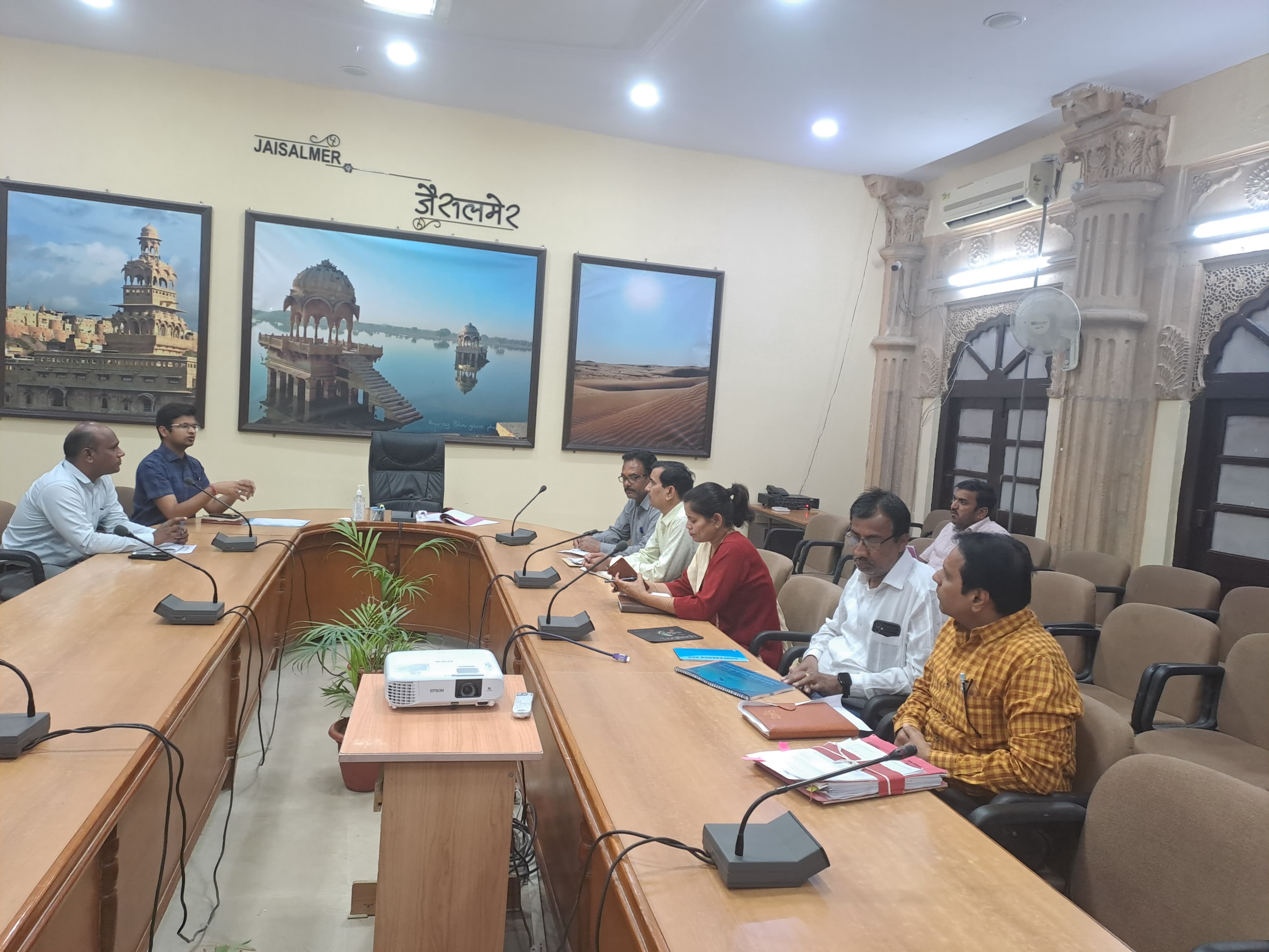 जिला स्तरीय मीडिया मॉनिटरिंग एवं क्रियान्वयन समिति की बैठक हुई आयोजित