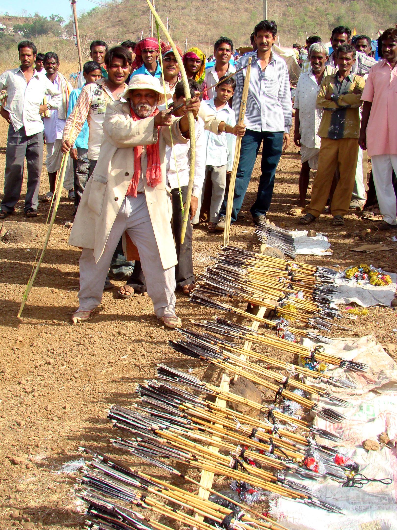 फागुनी लोक लहरियों पर थिरक रहा है दक्षिणांचल