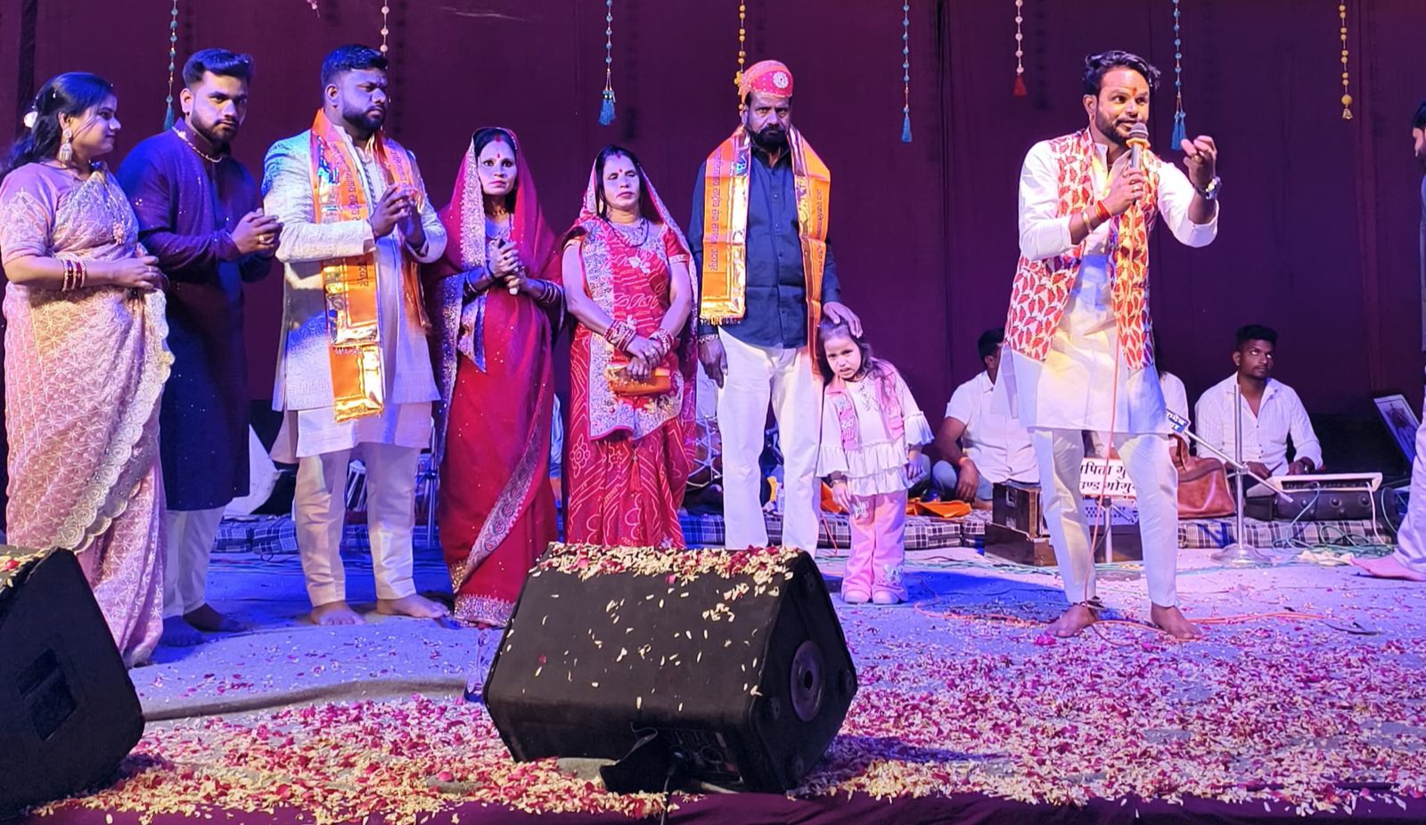 Eklingnath Seva Organization Hosted a Grand Bhajan Sandhya Dedicated to Maa Ambe and Khatu Shyam Till Midnight