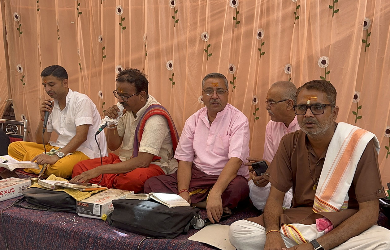 Kapil-Kedareshwar Pratishtha Mahotsav Begins in Banswara